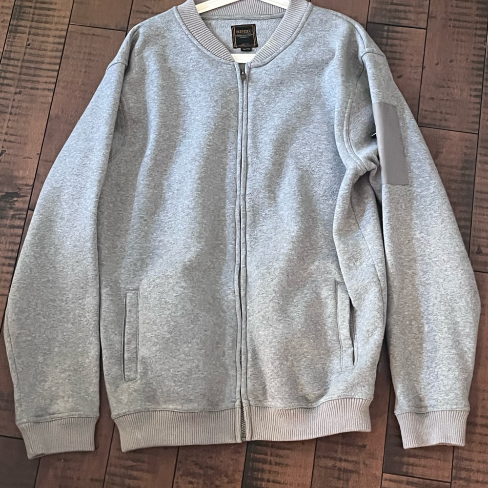 VINTAGE SWEATER